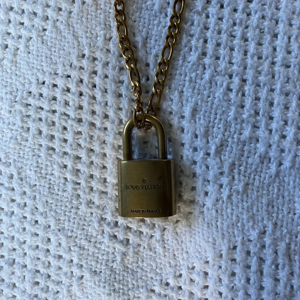 Louis Vuitton Gold Lock Pendant Necklace - Picture 5 of 5